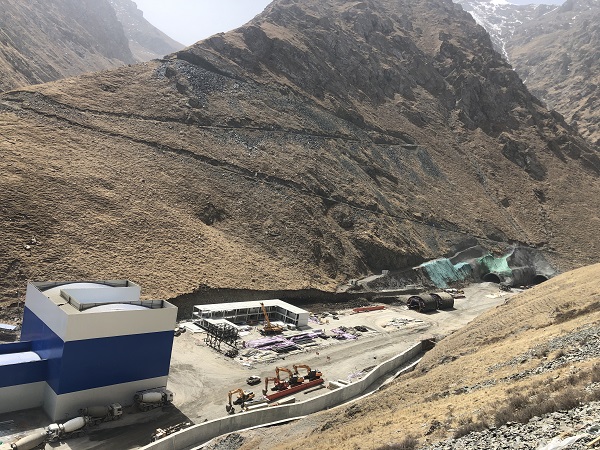 5天堑变通途，“天山”来护航.jpg